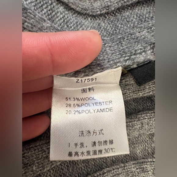 Zow Zow Gray Cowl Neck Turtle Neck Pleated Wool-Blend Sweater Dress - Size 2 - Picture 5 of 7